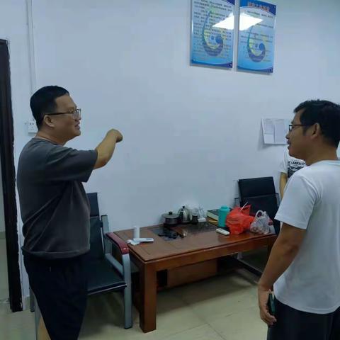 县委办组织开展端午假期值班值守、防溺水工作检查