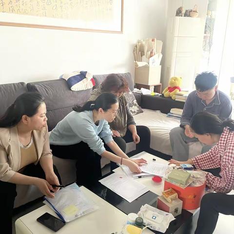【先锋龙洞】开展低保入户核查 筑牢民生“保障线”——银座花园社区开展低保家庭入户调查工作