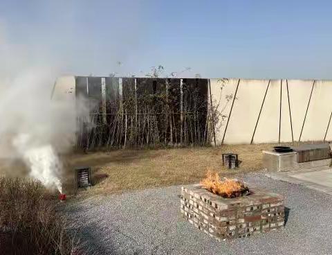 “预防为主，生命至上”西安湖与鹭文旅有限公司组织开展消防安全演练活动