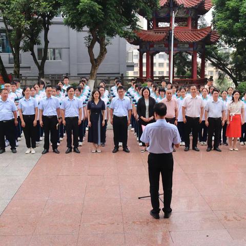 岑溪市中小学创新人才培养中心揭牌仪式在岑溪中学举行