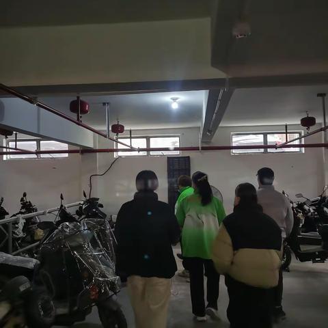 节前检查不放松、筑牢安全“防火墙”——共康公寓居民区开展节前安全排查工作