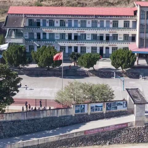 我参与 我“饺”傲——七尺小学六年级组开展“包饺子”劳动实践活动