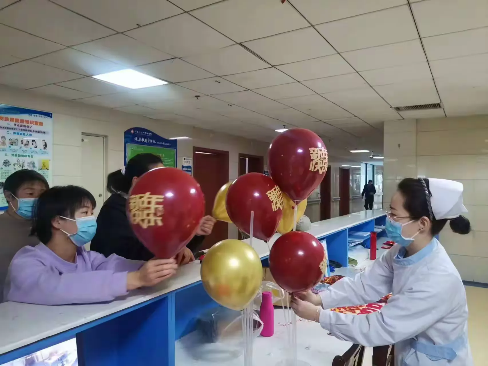 简篇-医患情浓,喜迎新春-让爱温暖彼此