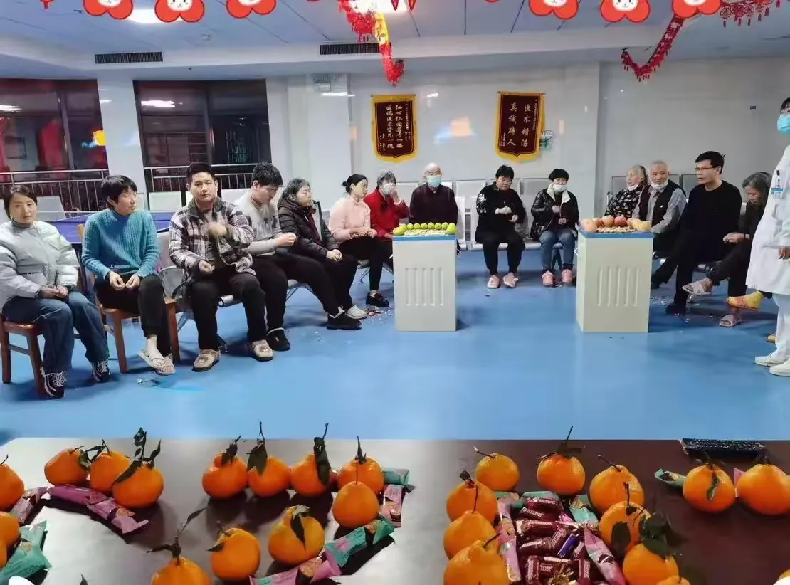 简篇-医患情浓,喜迎新春-让爱温暖彼此