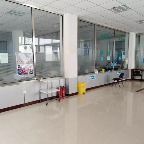 东河区中西医结合医院  检验科