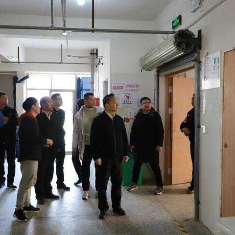 青山湖区委副书记、区长杨育星督导检查针纺企业消防安全工作