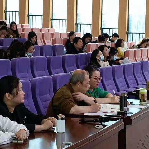 解读教材       知行合一 心之所向       素履以往  ——钟家村小学教育集团数学常态化教研活动综述