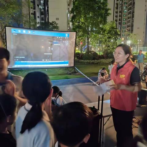 党建引领｜红色电影夜·光影中的温情与传承