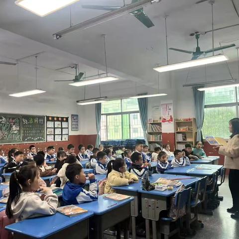 二年级十二月阅读活动纪实