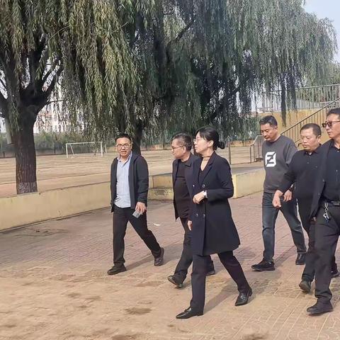 心系人民教育 情牵乡村校园——迁安市人民政府副市长焦燕同志到沙河驿镇轩辕初级中学调研住宿楼项目建设