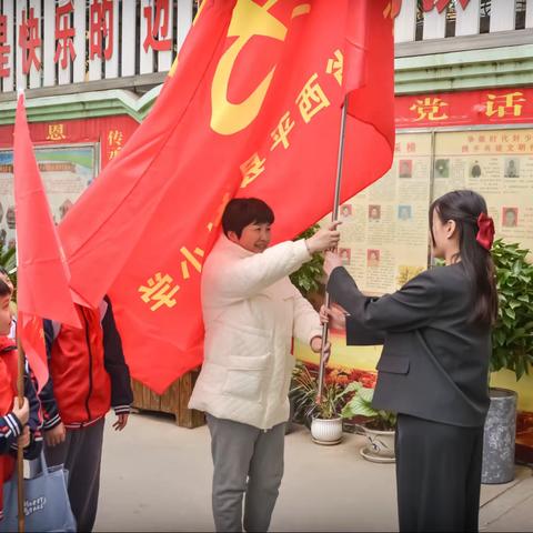 赏家乡海棠美景  做西平文明学生一一西平县实验小学赏海棠活动