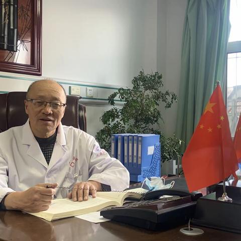 医讯：原乌兰察布市中心医院肛肠科主任韩进霖在民康医院坐诊手术