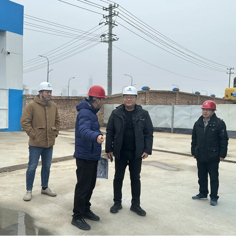 【沣东集团地产公司】紧绷安全弦 筑牢安全墙——张勇赴在建项目开展春节前安全检查