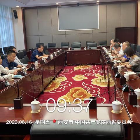 凝心聚力，协同推进公共机构垃圾分类工作纵深发展