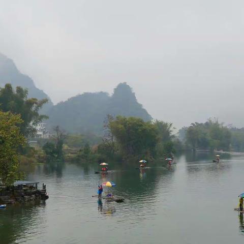 2《阳朔山水甲桂林》