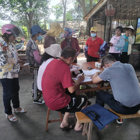 县热带作物服务中心开展香蕉科学安全用药宣传与培训