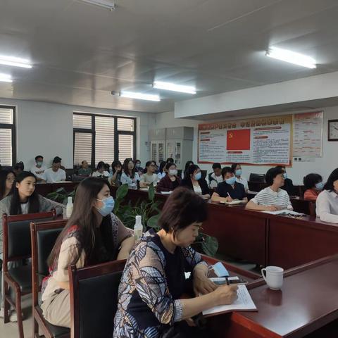 趵突泉街道舜耕路社区党委开展“新时代，新力量，新女性”新就业群体电商和网络安全知识培训