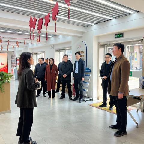 新华社到甸柳新村街道调研党员教育全覆盖工作