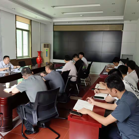 区自然资源局组织开展法律培训