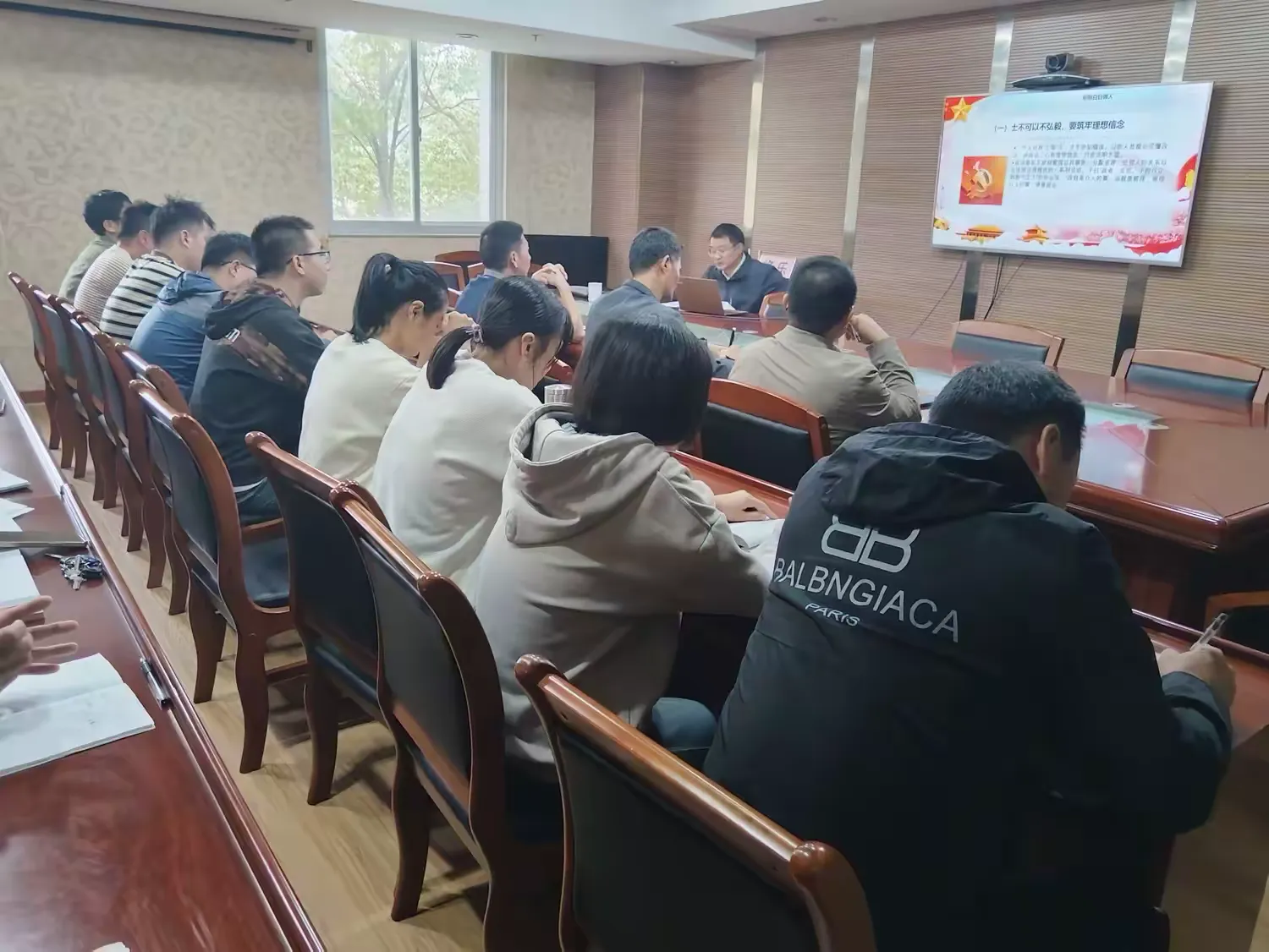 简篇-驻市生态环境局纪检监察组到将乐开展“见人见事”驻点监督工作并召开专题党课