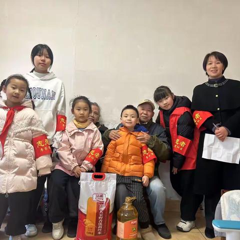 廖家湾社区开展“迎新春、送温暖”大走访慰问活动