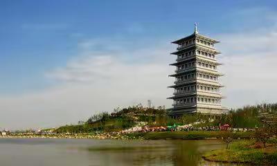 不负好春光 园林绿化忙
