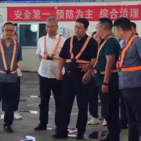 内蒙古邮政分公司领导莅临邮件处理中心视察指导工作 聚焦“太力手机业务”流程优化