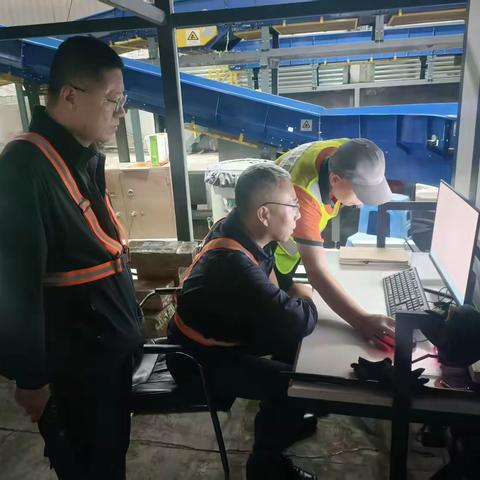 邮区中心加强邮件安检及确保安全平稳运行