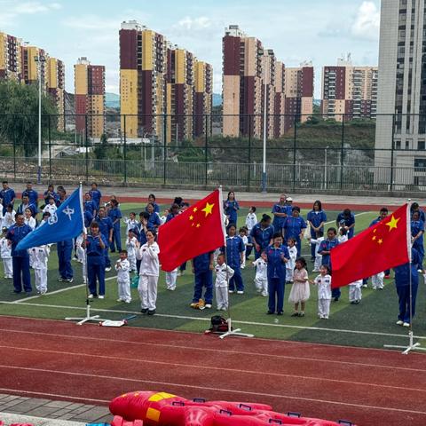 《探索太空    筑梦航天》———春芽幼儿园喜迎六一航天亲子运动会