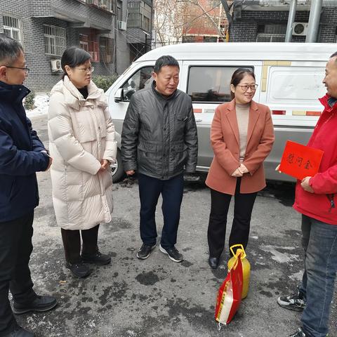 【山城路街道山城西巷社区】寒冬突来·爱暖人心