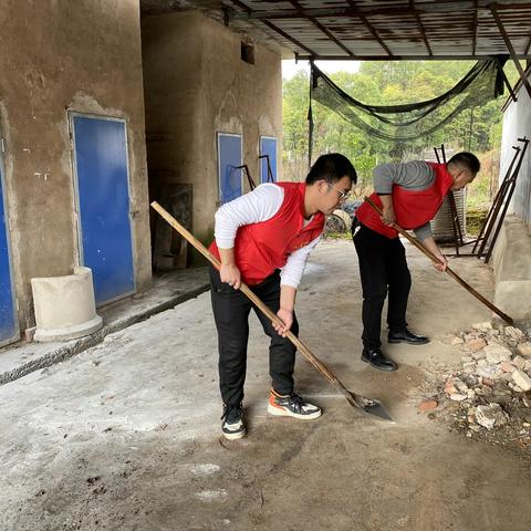 整治农村人居环境，建设现代美丽乡村