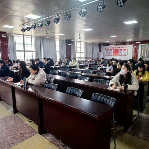 践行核心素养 绽放课堂活力              ——小学三四年级语文主题教研会