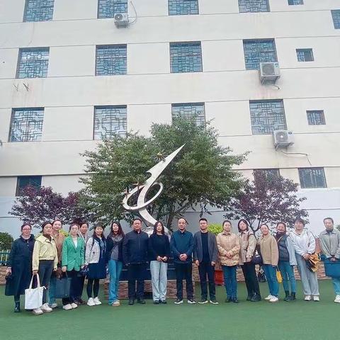 社棠中心学校访解放路第一小学观摩学习活动纪实