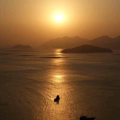 霞浦东壁落日