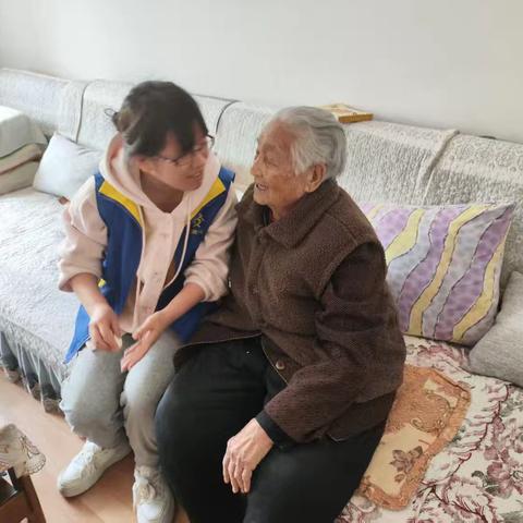 关爱老人有温度 于细微处见真情