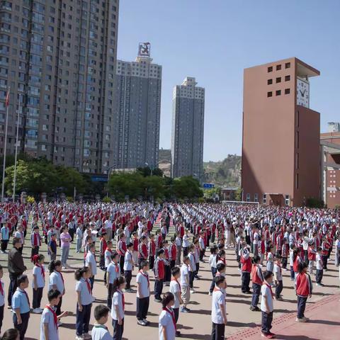 人人讲安全 个个会应急——提高防灾减灾救灾能力 —柳林县上海实验小学二（6）班德育小微课