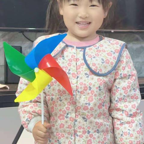 西咸空港小天使幼儿园悉贝托育亲子作品展