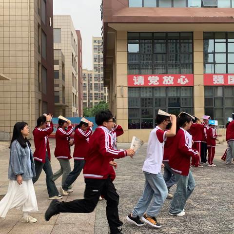 临“震”不乱 安全相伴——灵璧县鹿鸣学校防震应急避险和紧急疏散演练