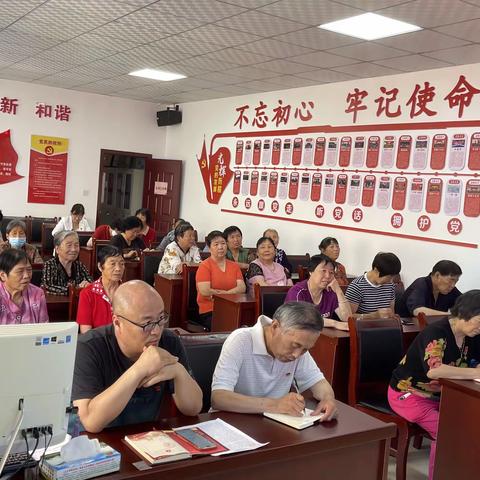 牢记初心使命  弘扬红船精神——蓝关街道天鹅湖社区总支部开展“红色移动课堂”