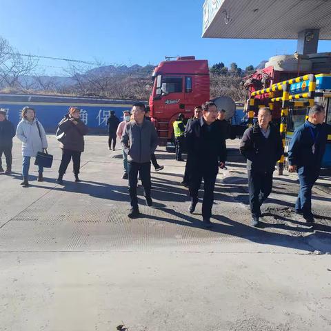 分局对石城公路超限检测站年度工作进行检查指导