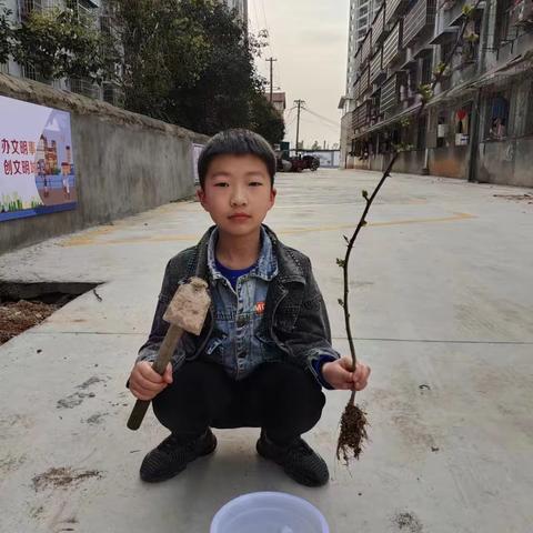 2023王际丞参加绿色活动