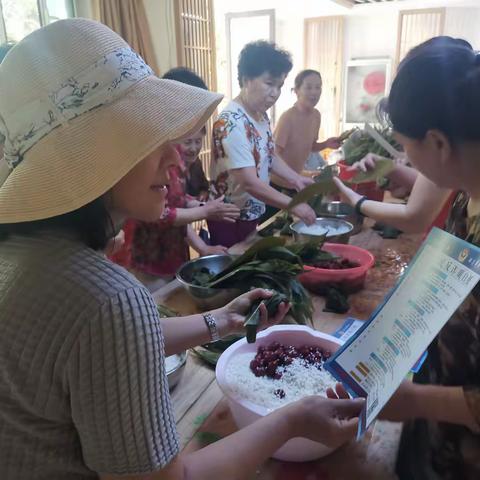 山大路街道区直东社区开展“闻香识端午，防非意正浓”防范非法集资宣传活动