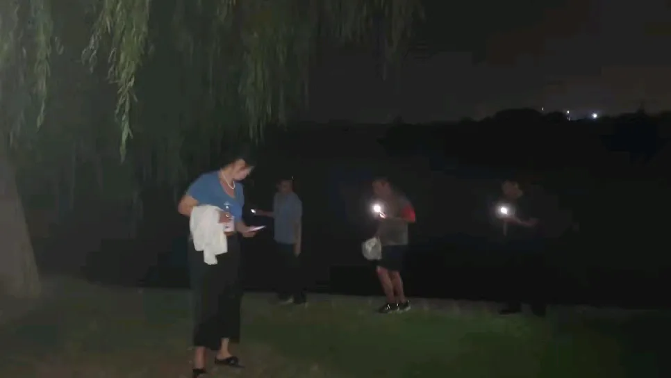簡篇-扎實履行河長制 保障汛期安全||張卜街道干群齊心共同守護河暢岸綠景美