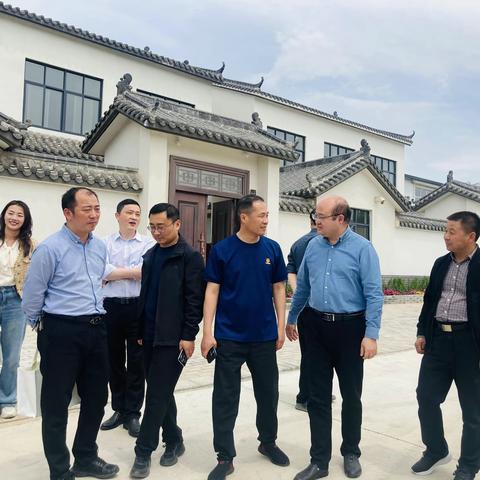 光山县农村人居环境集中整治观摩团走进槐店乡晏岗村