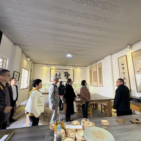 民盟陕州区支部召开2024年第一季度学习会