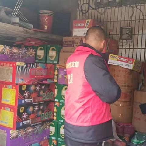 【龙腾赣鄱·欢欢喜喜过大年】显南村新时代文明实践站开展安全宣传活动