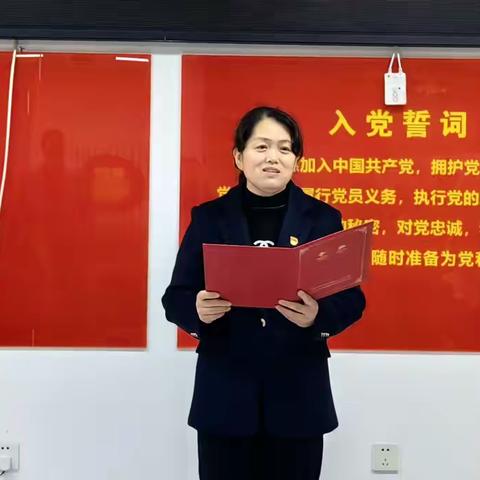【西三旗街道永泰园第一社区】“编一朵小花，送一份孝心”永泰园第一社区重阳敬老传美德活动