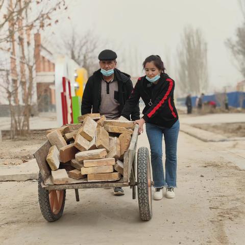 “植”此青绿，奋发图强