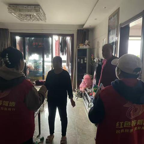 【红色等驾坡】重阳节里的暖心对话——暖山社区银龄志愿服务活动