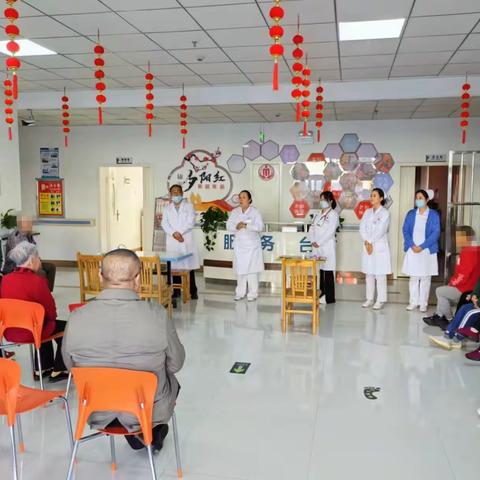 健康走进福利院 义诊温暖老人心 -- 伊犁州中医医院开展关爱老年人健康义诊活动